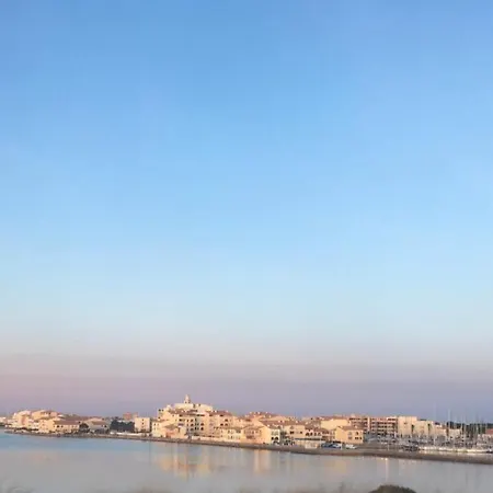 T2 Bis Terrasse Port * Leucate